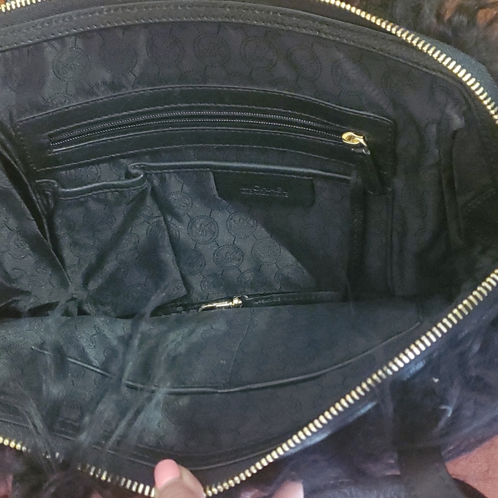 Purse - Picture 4 of 4